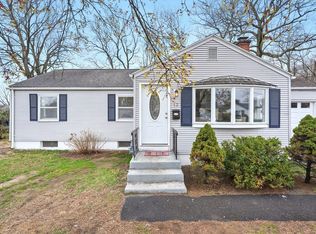 52 Boulay Cir, Chicopee, MA 01020