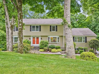 30 Skating Pond Road, Trumbull, CT, 06611