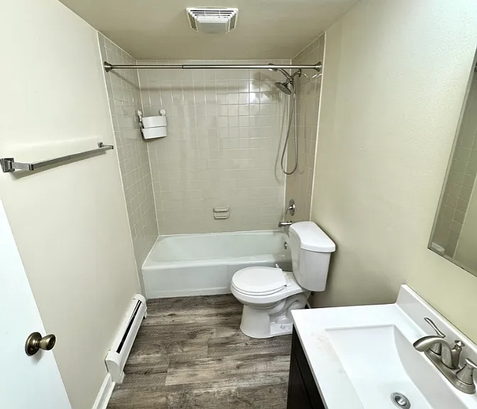 264 E Bailey Rd #C — Photo 10