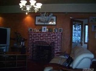 10701 31st Ave, East Elmhurst, NY 11369