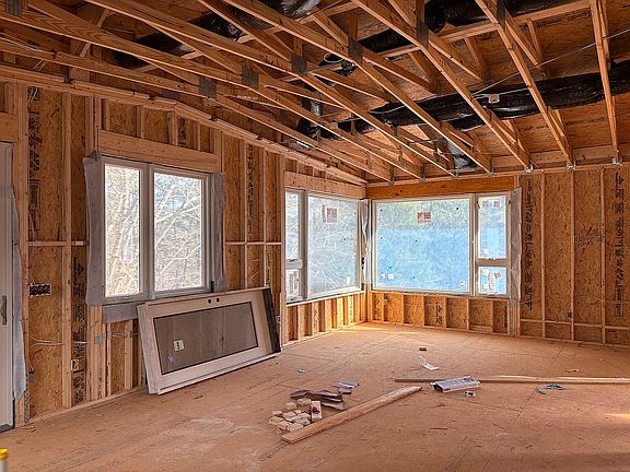 5th image of 3858 Rivermont Rd