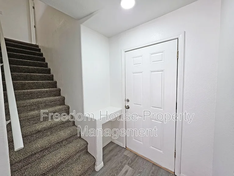 670 Bourbon St #2 — Photo 6