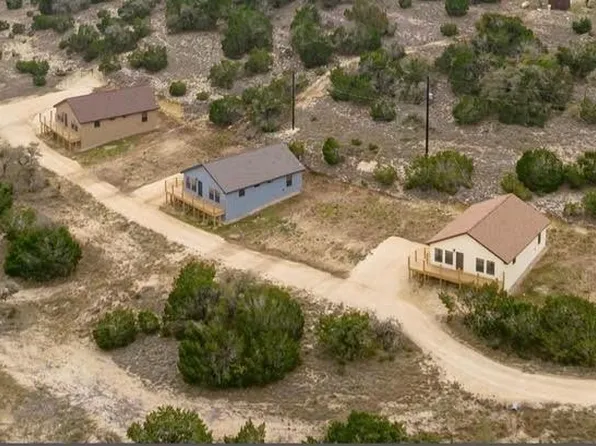 150 Hart Ln #B, Dripping Springs, TX 78620
