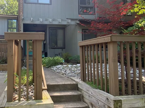 11921 Escalante Ct, Reston, VA 20191