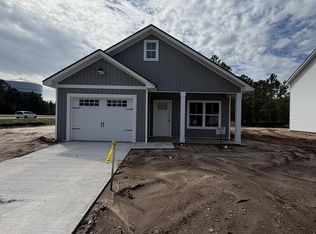 1139 Poppleton Dr, Hinesville, GA 31313