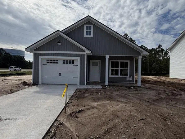 1139 Poppleton Dr, Hinesville, GA 31313