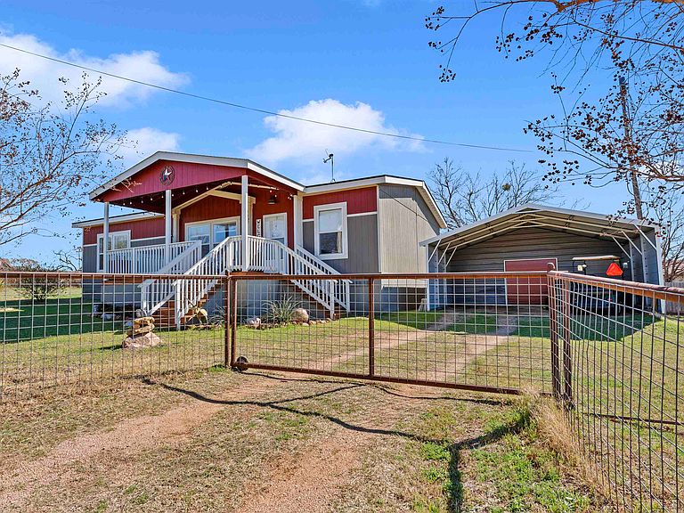 Listing photo 4