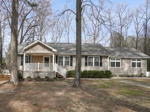 28111 Harbor Rd, Melfa, VA 23410