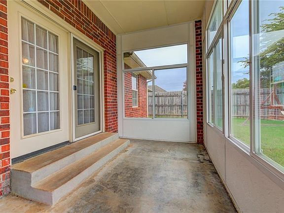 5th image of 11912 Copper Trails Ln