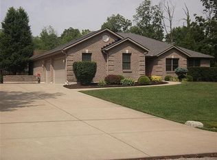 536 Lang Rd, Cincinnati, OH 45244