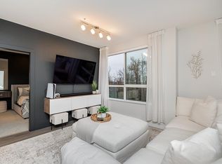 6438 Byrnepark Dr #401, Burnaby, BC V3N 1S7