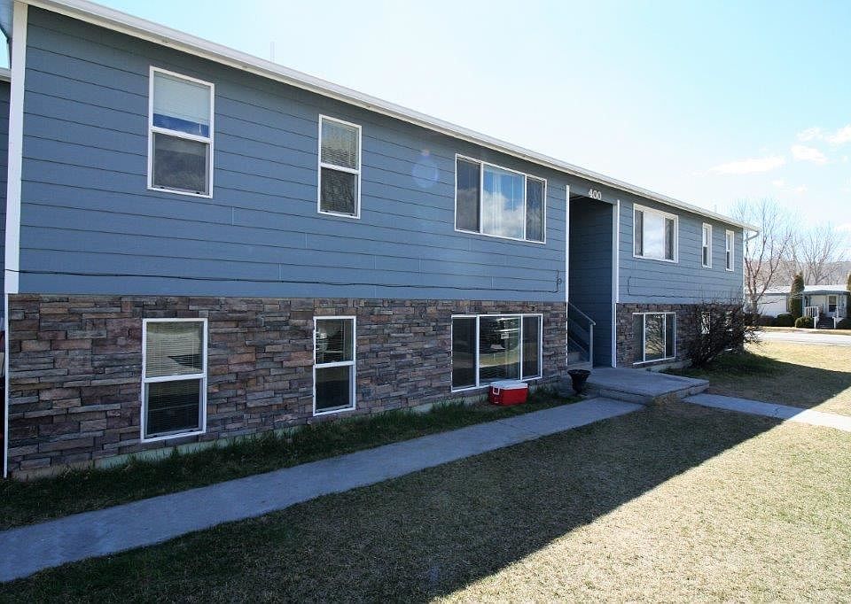 2nd image of 400 E St