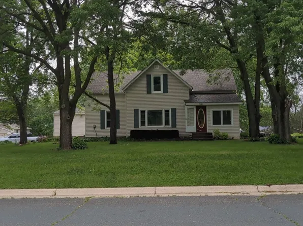 408 3rd St NE, Medford, MN 55049