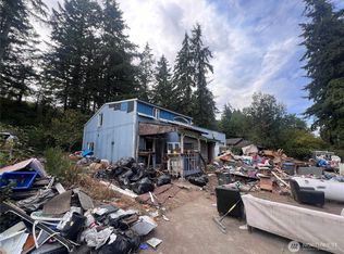 5311 Beach Dr, Bremerton, WA