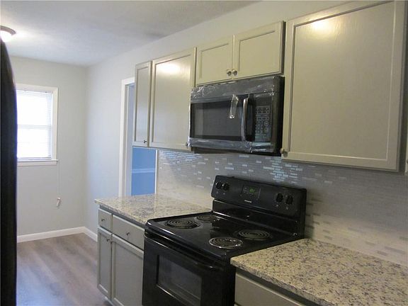 4th image of 6265 Saddlewood Dr