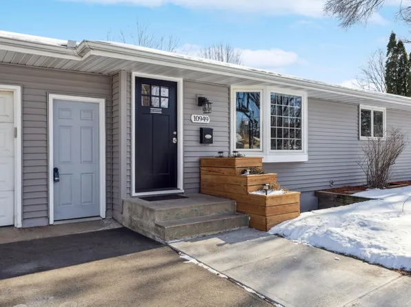 10949 Washburn Ave S, Bloomington, MN 55431