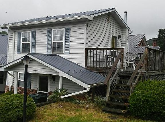 4th image of 405 Spurgeon Ln #B