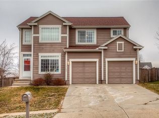 7109 SE 27th St, Des Moines, IA 50320