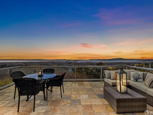 6431 Gwin Rd, Oakland, CA 94611