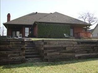 7011 N Waterwood Way, Warr Acres, OK 73132