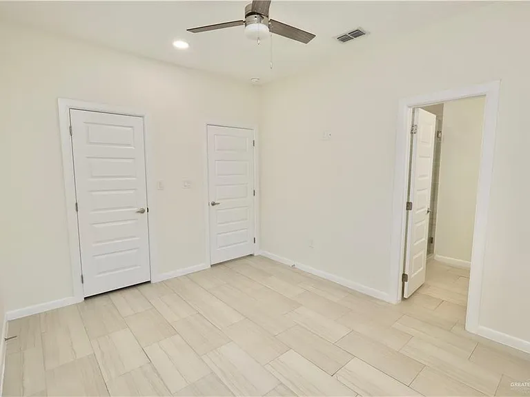 2612 E Israel Ave #A — Photo 12