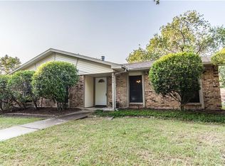 1832 Chamberlain Dr, Carrollton, TX 75007
