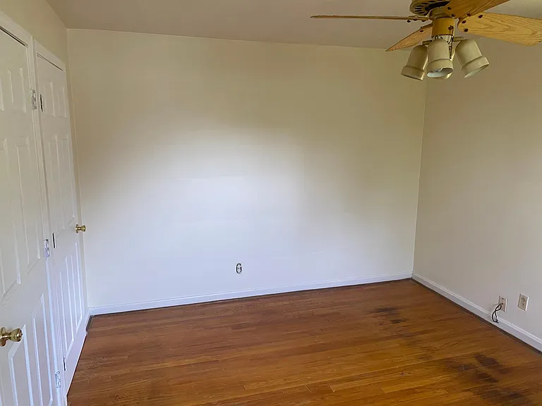 2444 W North Bend Rd #4 — Photo 4