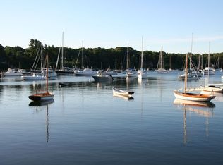 67 Carey Ln, Falmouth, MA 02540