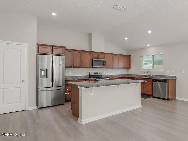 5132 Oak Bend Ave — Photo 8