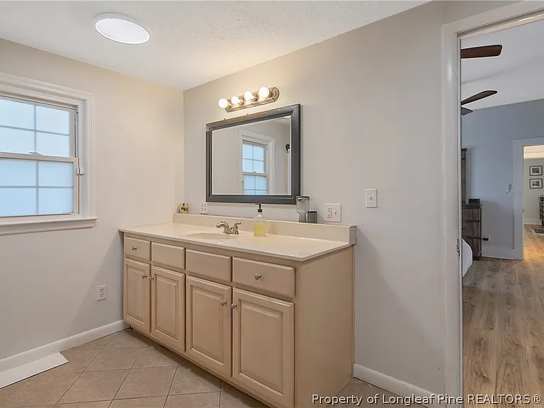 1208 Goodview Ave — Photo 31