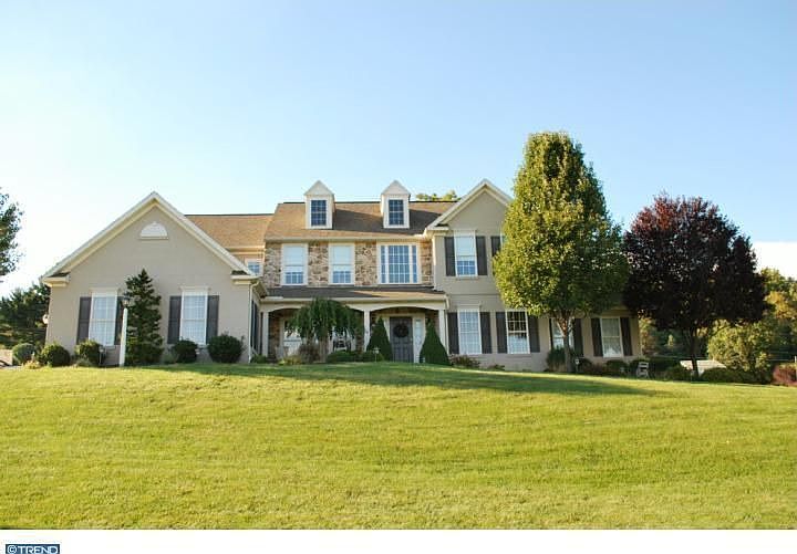 28 Glen Oley Dr, Reading, PA 19606 | Zillow