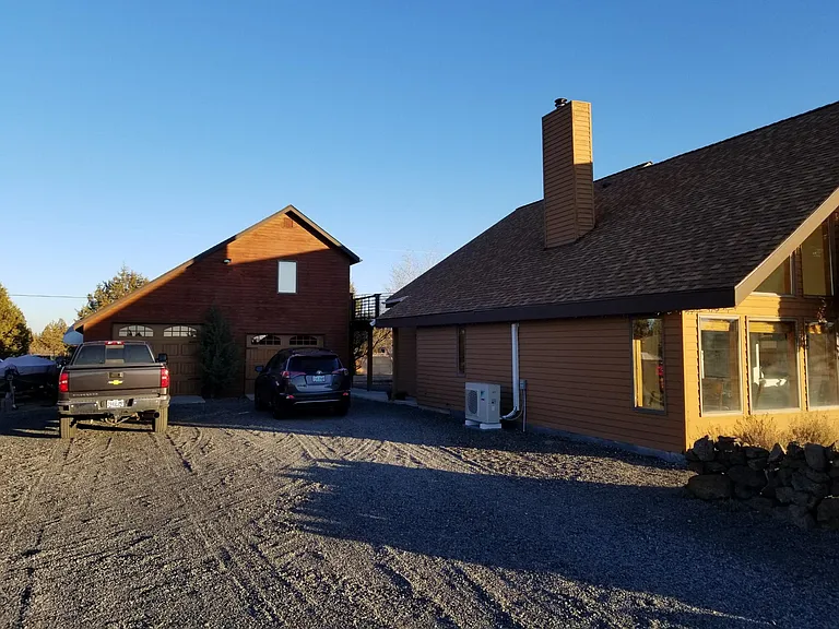 67070 Central St — Photo 6