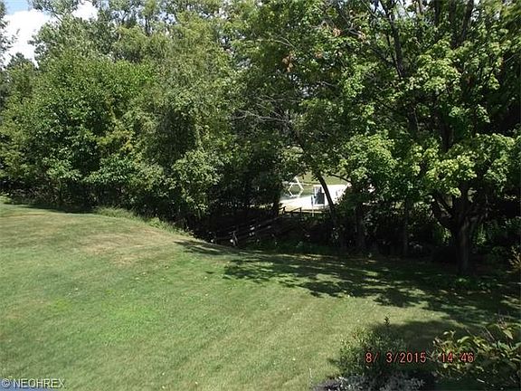 4th image of 17513 Greenbrier Dr