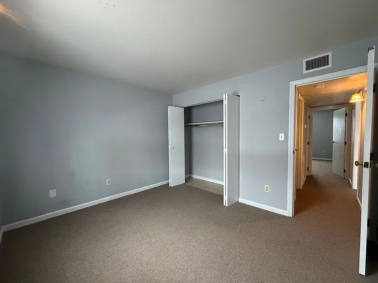341 S Burns Ave — Photo 9