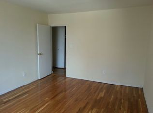 14325 41st Ave APT P2, Flushing, NY 11355