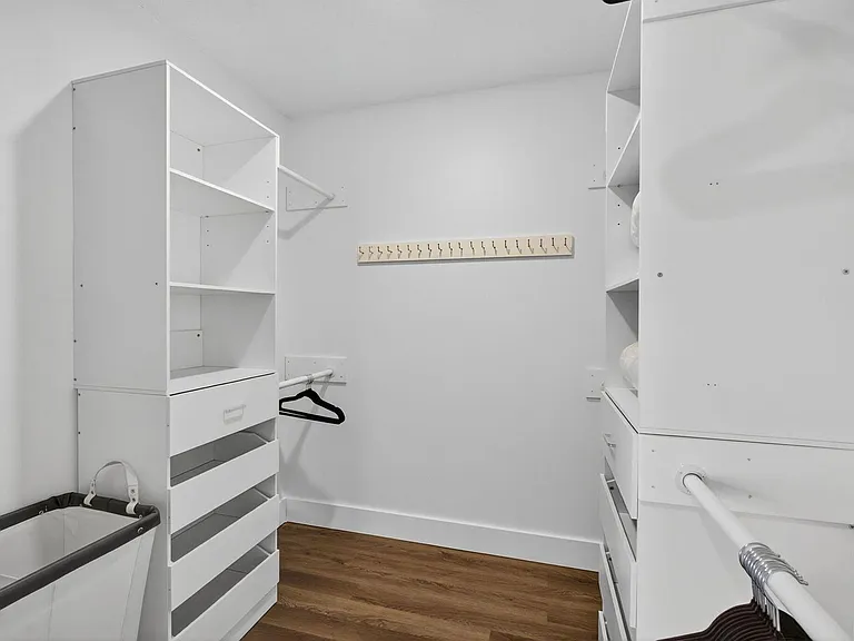1700 Embassy Dr #103 — Photo 43