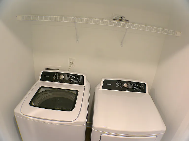 13859 Gatsby Dr — Photo 25