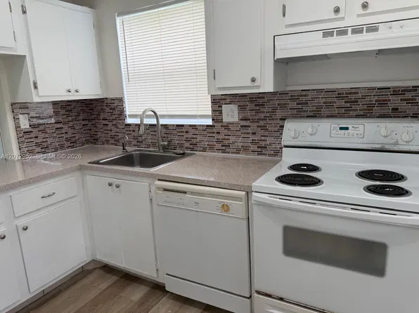 8380 Sands Point Blvd APT J310, Fort Lauderdale, FL 33321
