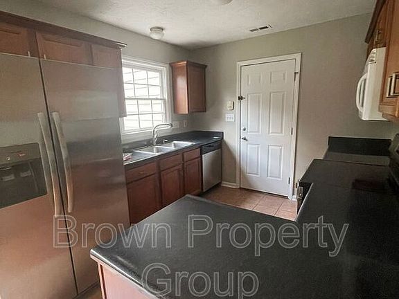 4th image of 6307 Foxglenn Dr