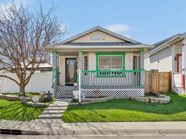 189 E Applemead Close SE, Calgary, AB T2A 7S6