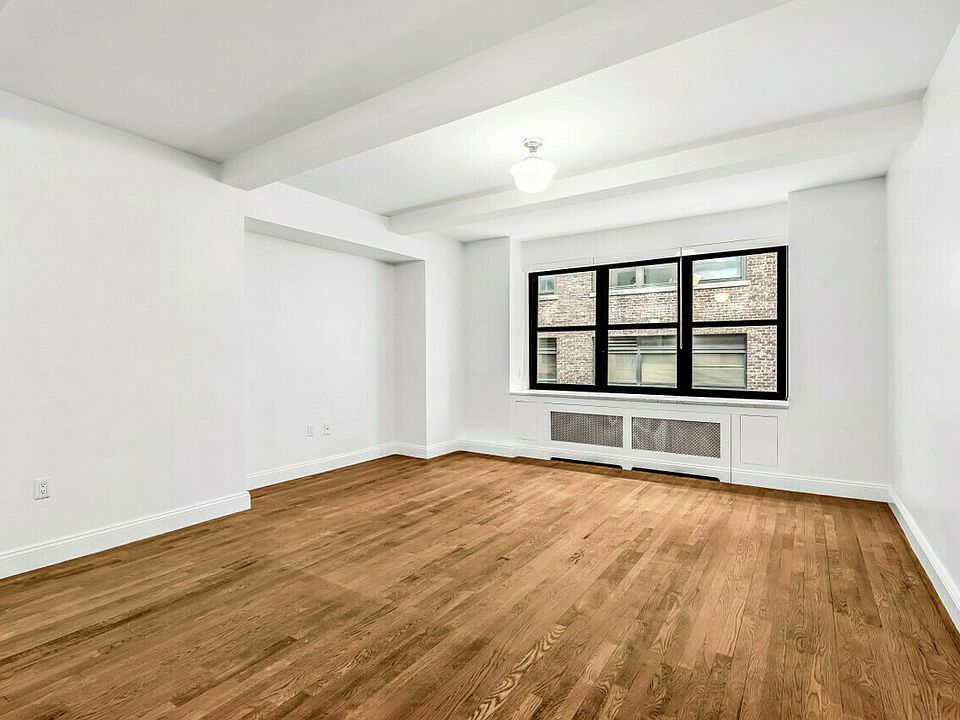 1st image of 307 E 44th St APT 721
