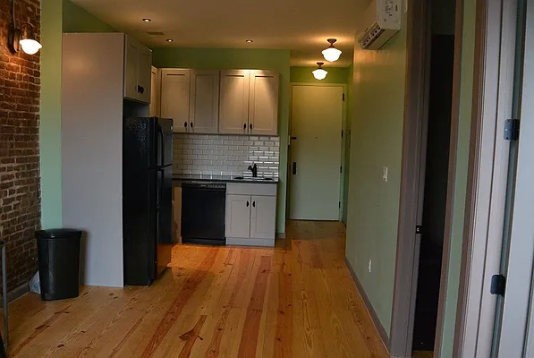 Rented by Citi Habitats | media 13