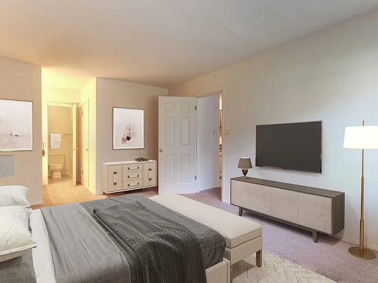 Fox Chase Apartments — Photo 9