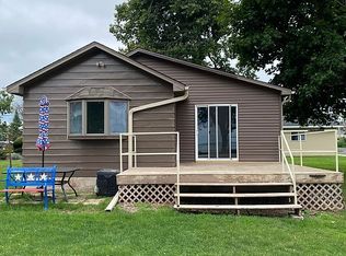 481 Winnebago Dr, Fond Du Lac, WI 54935