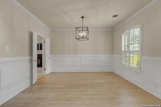 18615 Rogers Gln — Photo 11