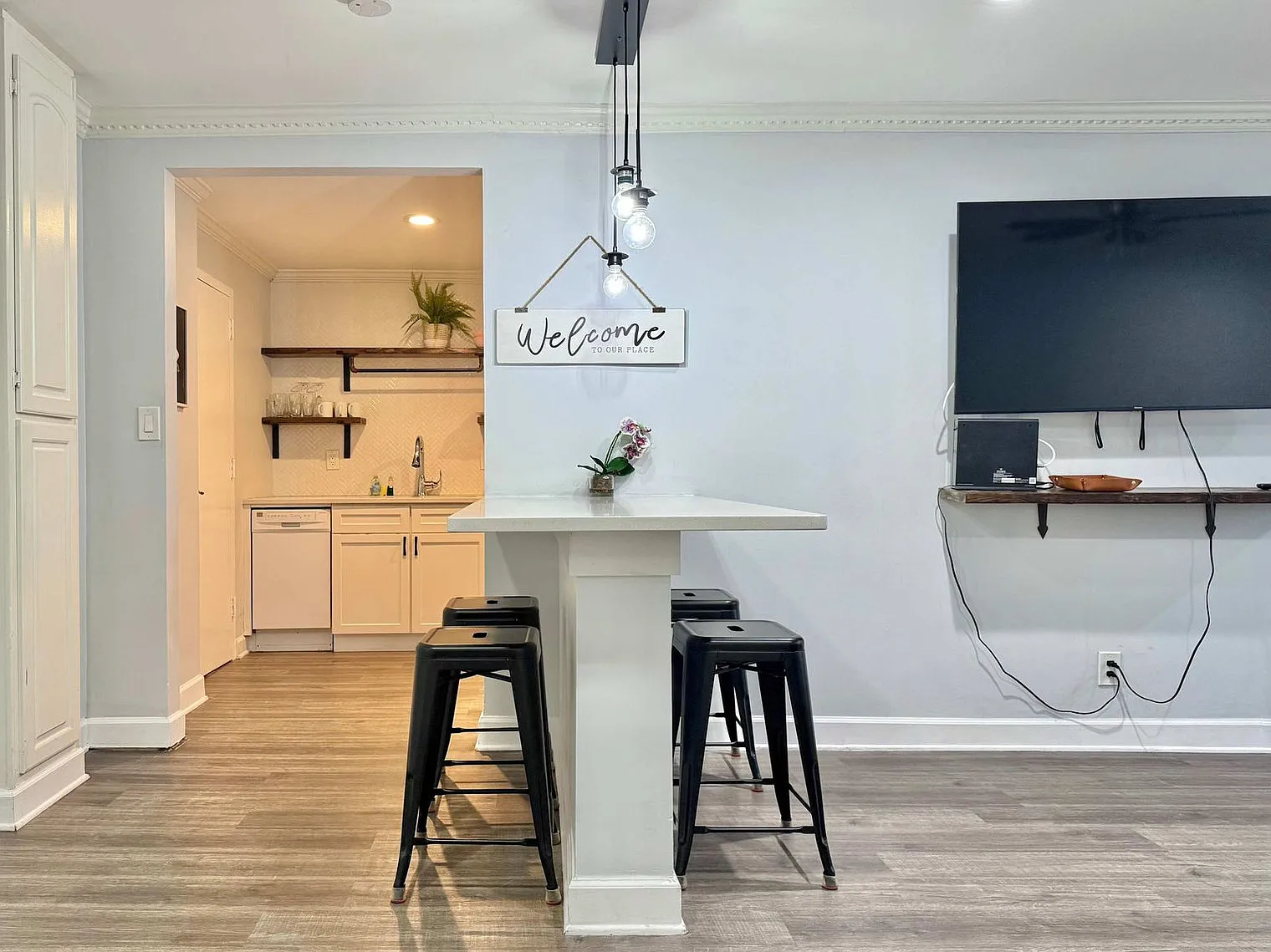 2 bed, 1.0 bath, 925 sqft, $2,514 — Photo 4