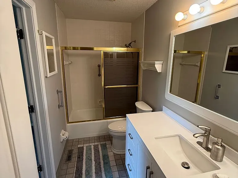 18 Putnam Ln — Photo 18
