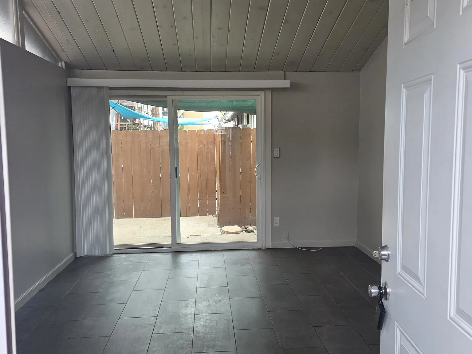 1 bed, 500 sqft, $2,300 — Photo 1
