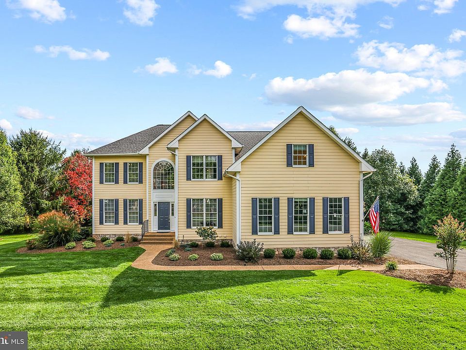 1st image of 42305 Green Meadow Ln
