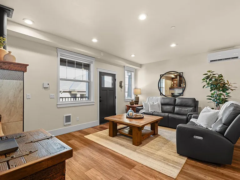 24493 E Pinnacle Ct — Photo 8